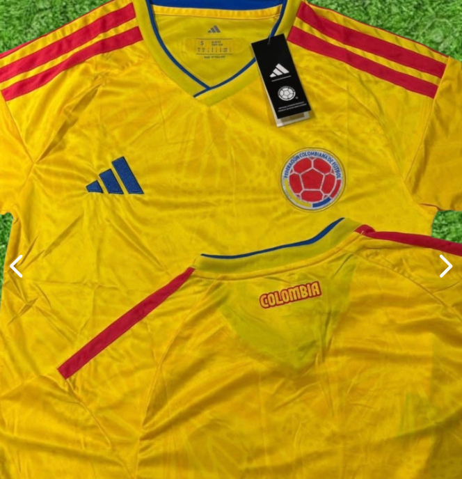 Camiseta de Fútbol "Black & Gold" – Edición Especial